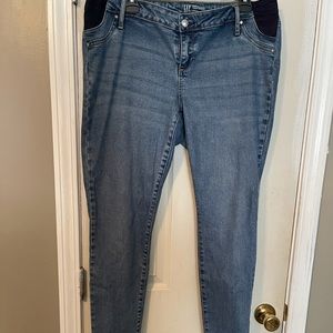 Gap maternity jeans